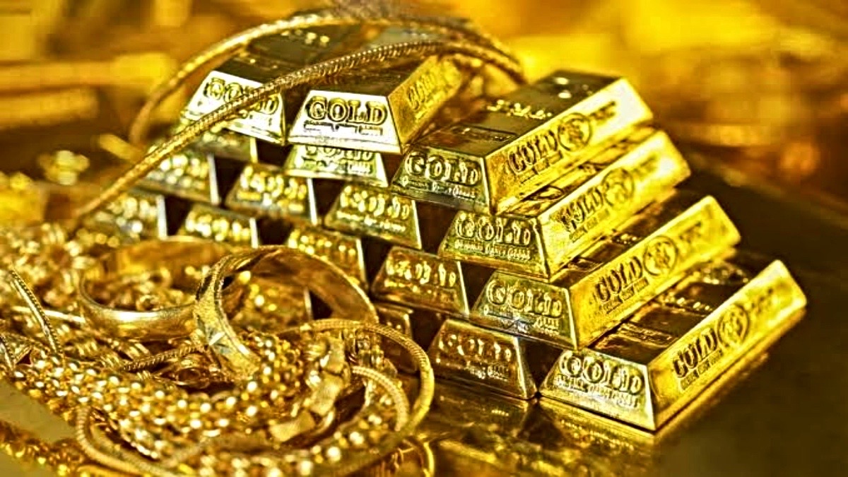 Gold and silver prices today on 15 November 2024